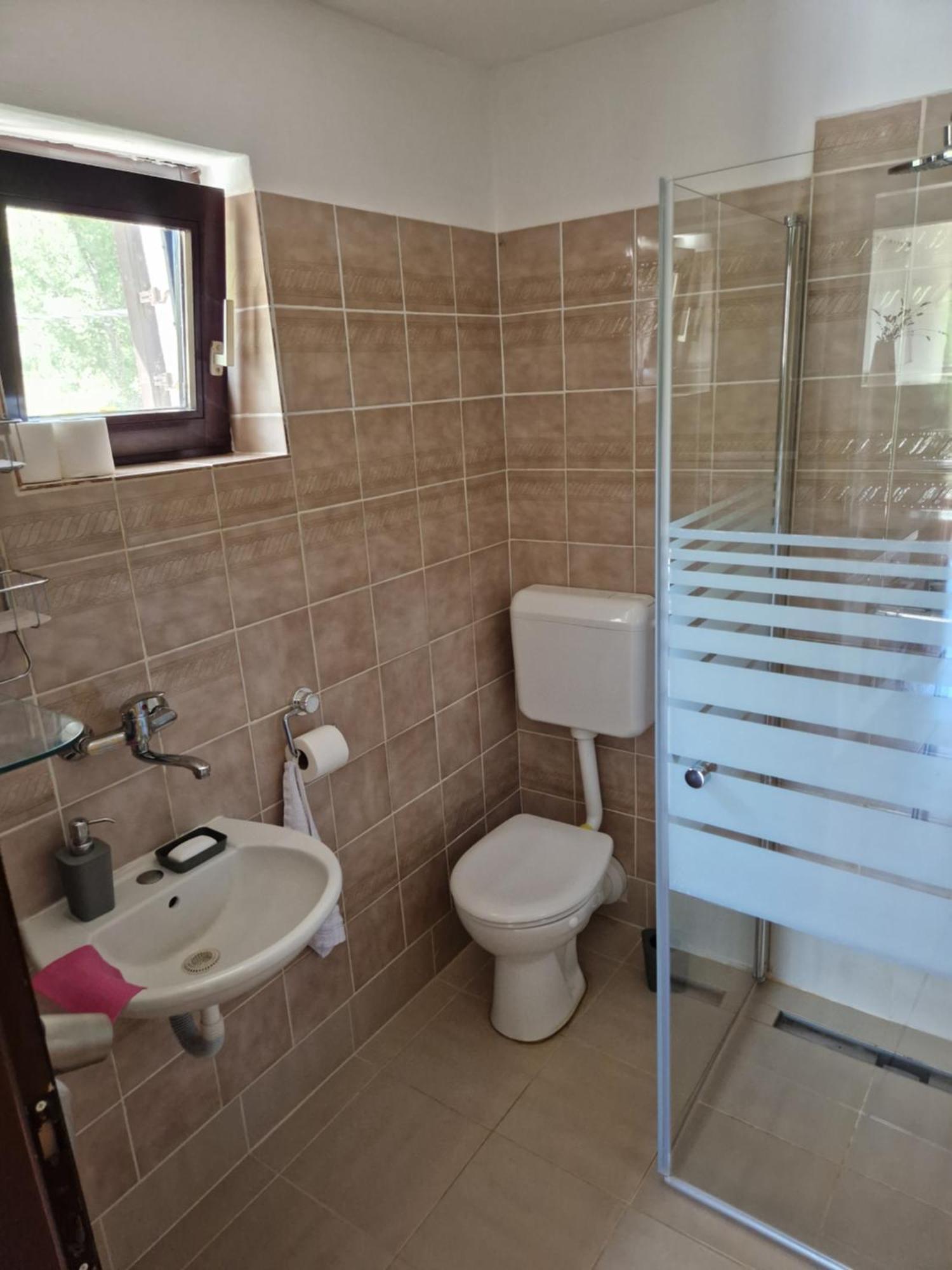 Apartment Buric Županje Buitenkant foto